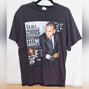 Vintage 2011 Chris Brown F.A.M.E. Tour Shirt Kelly Rowland T-Pain Tyga Rap - L